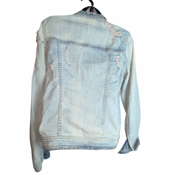 Aeropostale Light Wash Distressed Jean Jacket XS - Picture 2 of 8